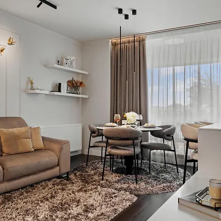 בוקרשט Mido Bird Luxury Apartment With Private Parking & Self Check-In מראה חיצוני תמונה