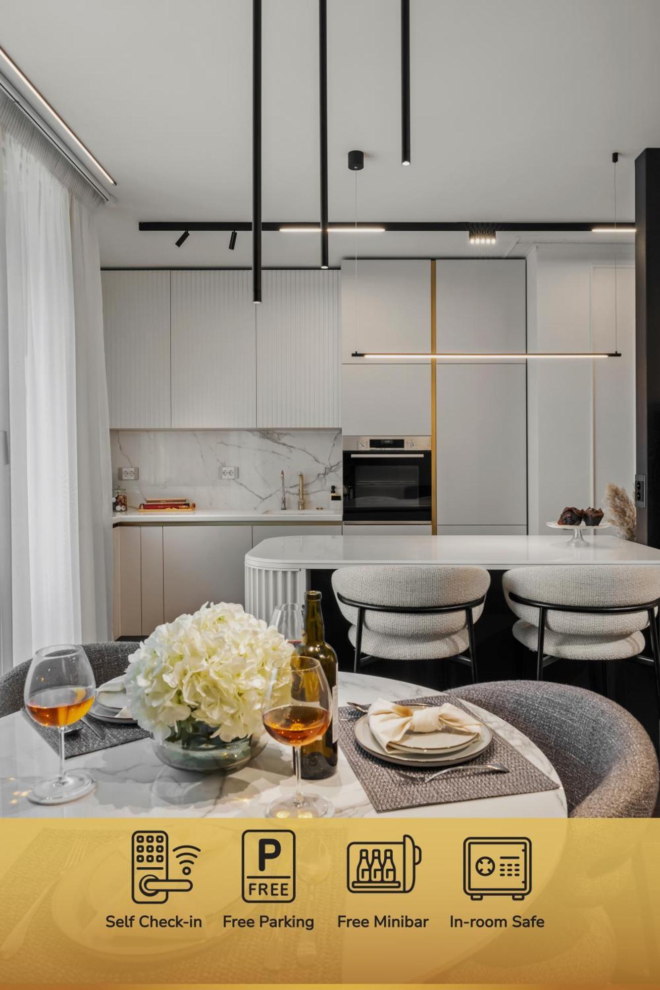 Mido Bird Luxury With Private Parking & Self Check-in Apartment
