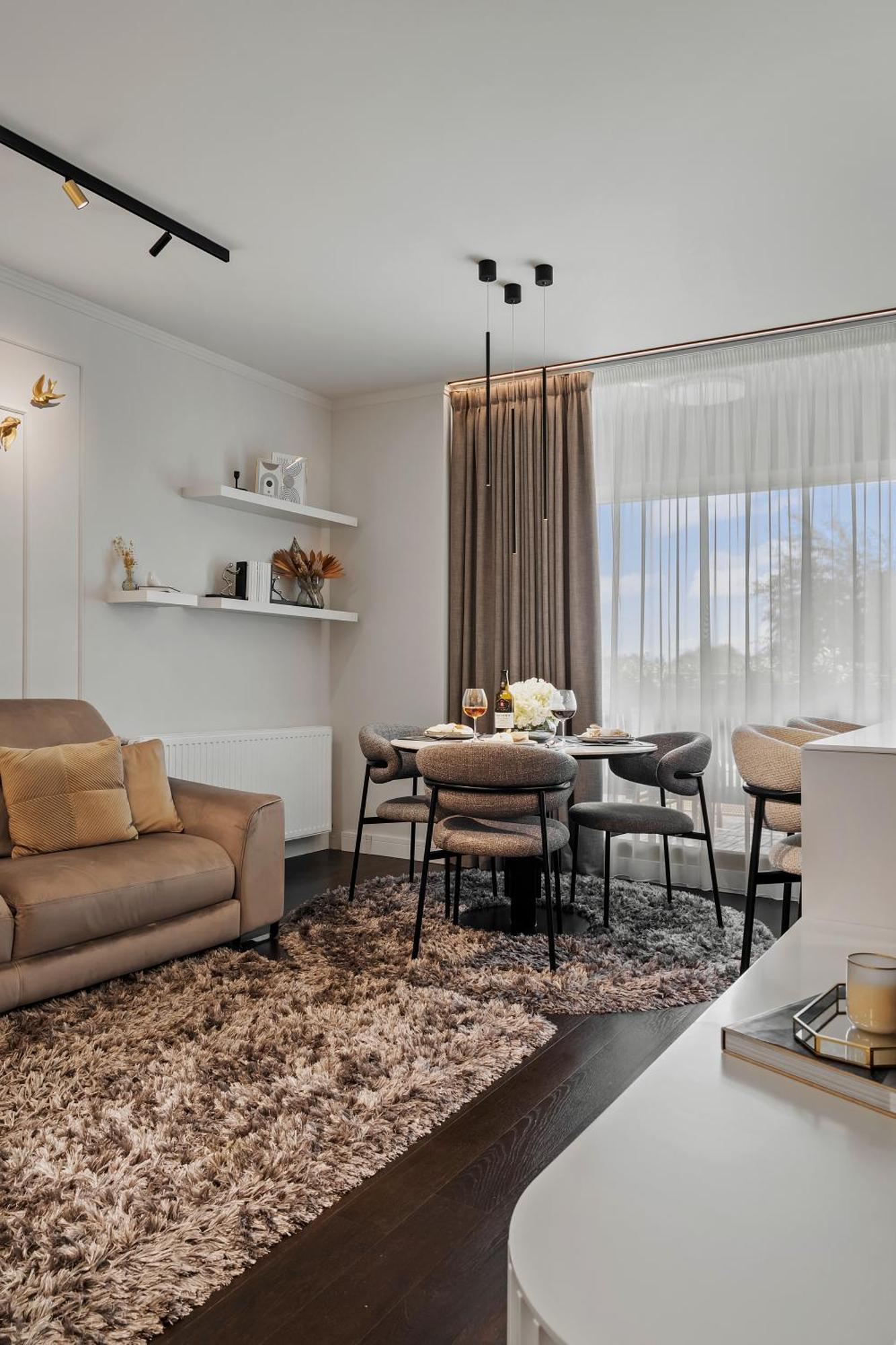Mido Bird Luxury With Private Parking & Self Check-in *